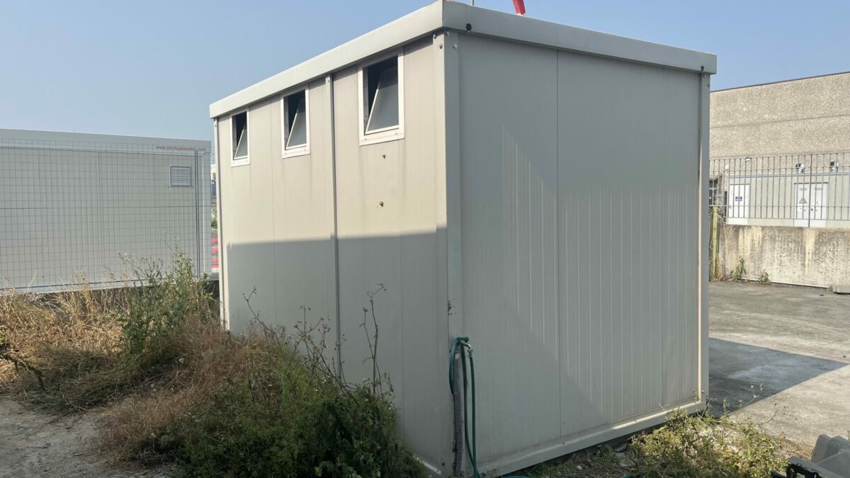 Cabina prefabbricata 3 Bagni Separati